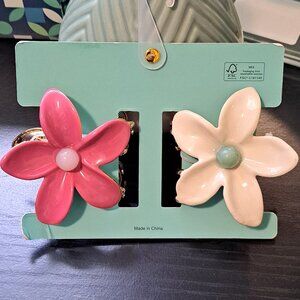 Piper K Large Flower Claw Clips